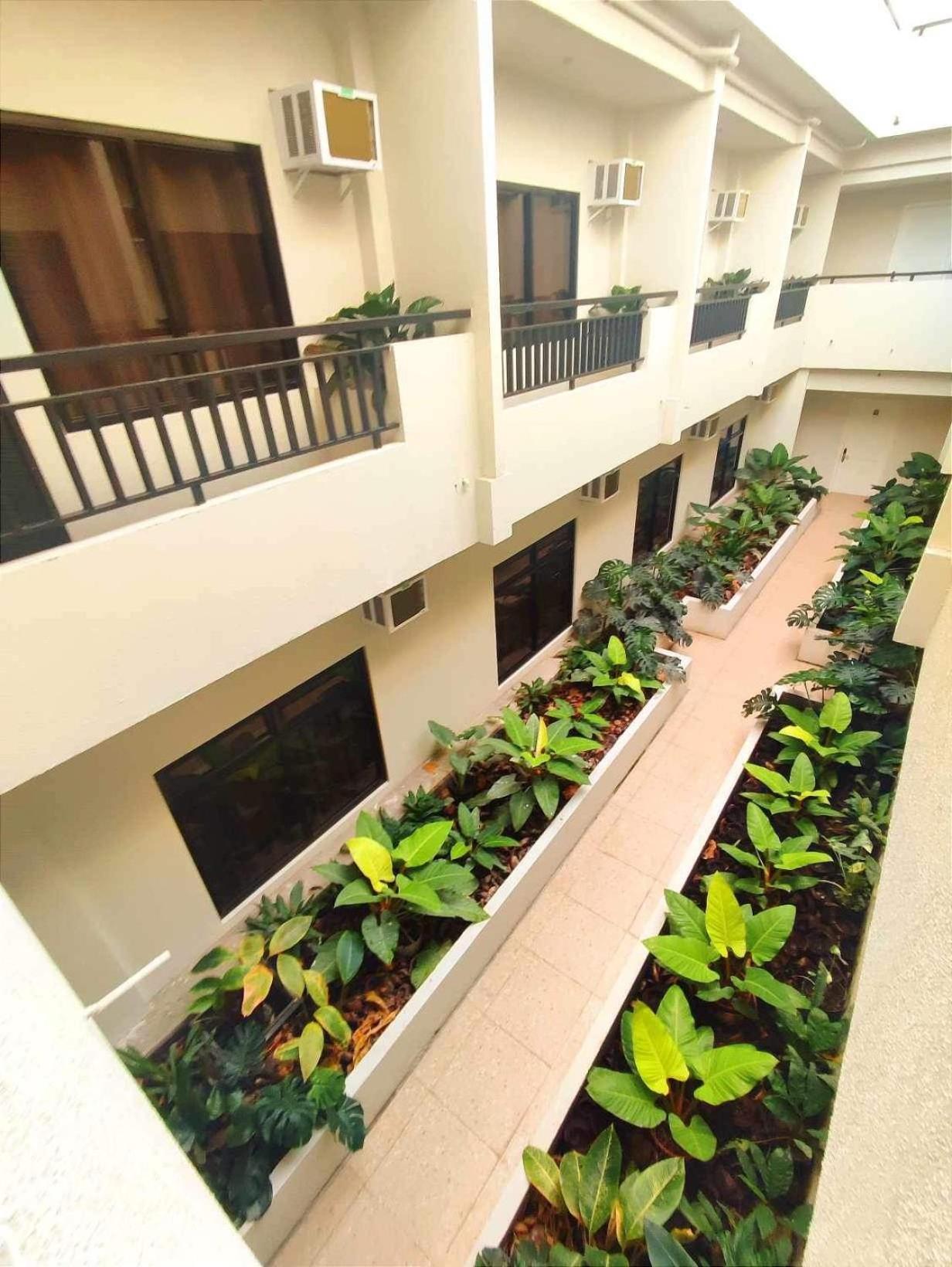 Rudolfo Suites Roxas City Exterior foto