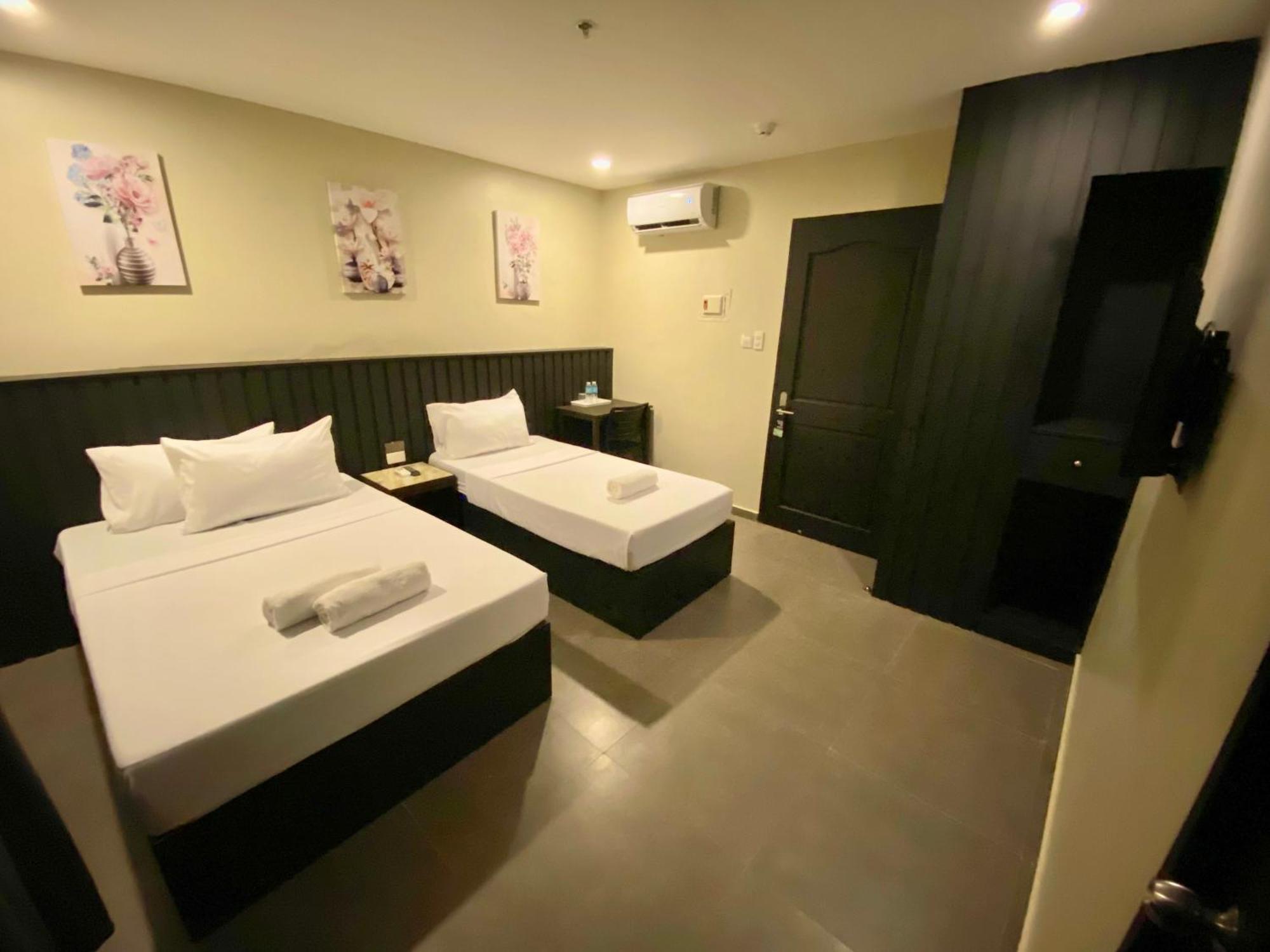 Rudolfo Suites Roxas City Exterior foto
