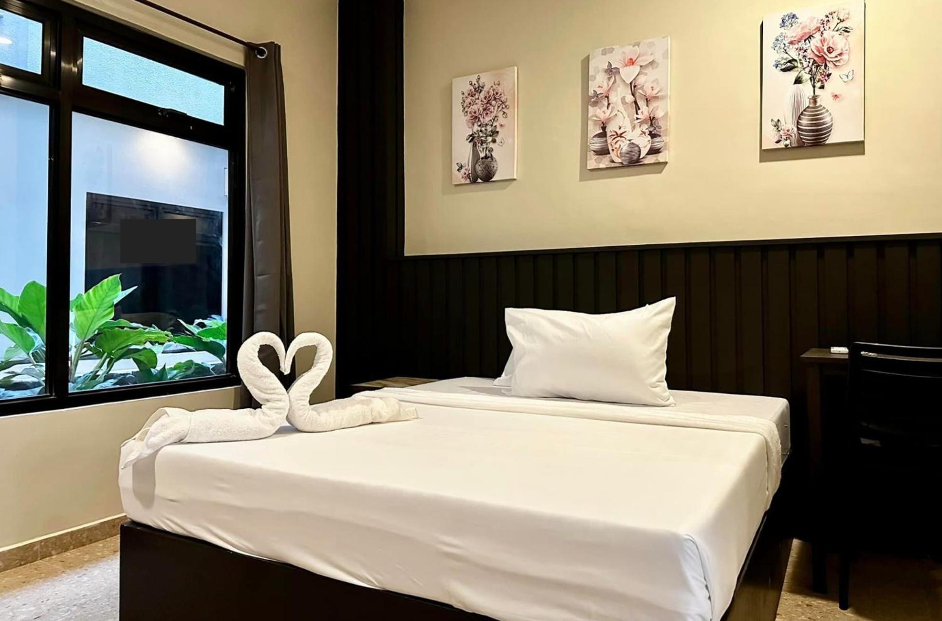 Rudolfo Suites Roxas City Exterior foto